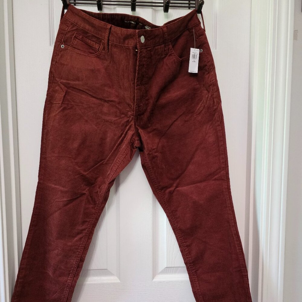 Old Navy high-waisted Rockstar super-skinny jeans red dirt
